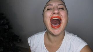 Yawning and the smell of red lips ORDER a