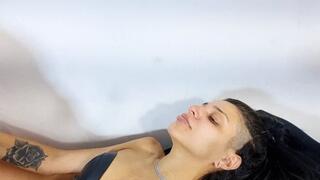 PRINCESSES INTENSE KISSES PART 4 BY ANNY HOUSE AND JHULLY CAM FULL HD