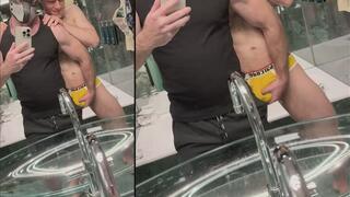 Mirror Massage Ballbusting