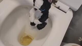 The teddy bear who bathes in piss and is pissy again!