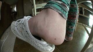 Hazel Is Reading, 1st