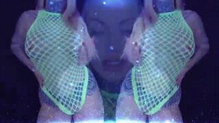 Spiraling into Submission: Mesmerizing Grip