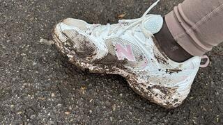 Walking with New Balance 530 in muddy forest - Part 2