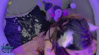 Bratty Neko Gets Messy