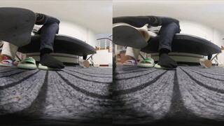 3DVR180 Tony MARTINA's stinky feet crushed the dwarves