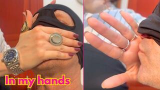 Cleo Domina - In my hands