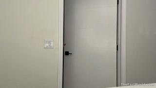 Luna Legend Gets Dismissed Early From Work By Farting On Her Boss!