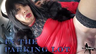In the parking lot - Crossdresser outdoor exibizioni