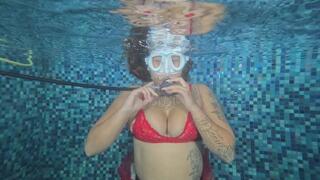 MASK PARADE - UNDERWATER SCUBA GEAR MASTURBATION