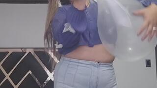 blow mi Big balloons