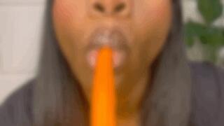 Juicy Carrot Eating