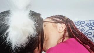 KISS THE THIEF GIRL BY ANA AYUMI AND ARIEL CAM FULL HD CLIP 2