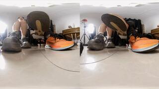 The 3DVR180 Henry martina sports shoes humiliate the dwarfs