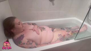 BigDee’s Bubble Bath Blowout!????