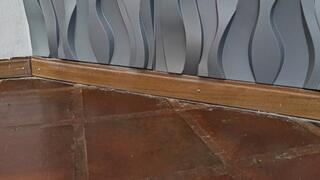 Katherine sexy heel popping session off the Ellie white Mules