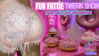 Fun Fattie Twerk: Frosting Flying Everywhere