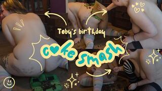 Toby's birthday cake smash