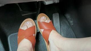 Sandals Pedal Pushing