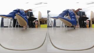 The 3DVR180 LINGLING blue boots dominate