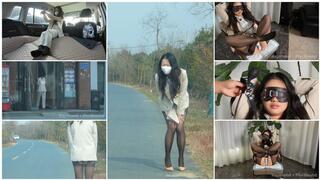 Simple Title: Outdoor Bobo Bay Bounty Hunt