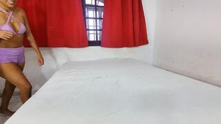 BBW BRUNETTE GIANT PUTTING PRINCESS SLAVE IN HER PLACE BY TURBINADA AND NATY CAM FULL HD