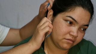 Wild game with the chubby girl's ear