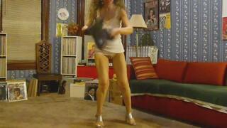 Erotic dance on Sunny Summer Blue And Cold song