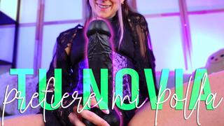 Tu novia prefiere mi polla - Femdom strap on y fetiche de pies en español