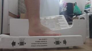 100kg, 220lbs trampling on styrofoam