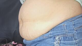 "Puffy Belly in Close-Up"