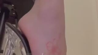 Overhanging toes JOI - foot worship