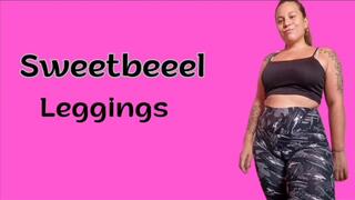 " Juicy Cameltoe in Tight Leggings: 5 Minutes of Close-ups and Hot Twerking