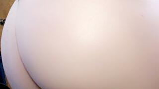 Curvy Babe Spanking Herself