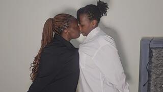 Lesbian titfight with alot of kissing