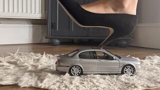 Hard Crush of Metal Model Jag