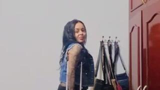 Amputee SBK girl super sexy crutching in pantyhose and high heel