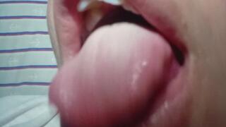 I really want to give you affection with my tongue! Do you receive it?