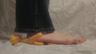 Goddess Mellora - Giantess Mellora trampling her squishy tiny servant