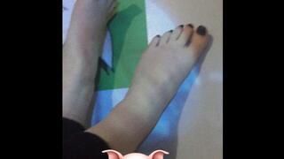 SIZE 7 BLACK TOEMAIL POLISH FOOT DOMINATION