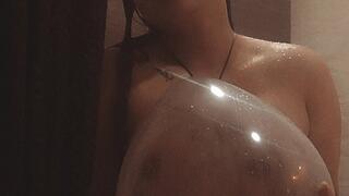 bathing with my balloon