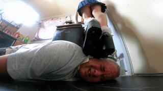 Head Trample Whilst Making Coffee FLOOR CAM (4K)