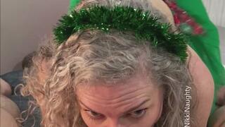 A little XXXMas outfit and wreath tinsel headband blowjob and swallow