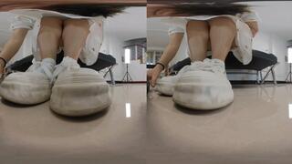 3DVR180 LELE Dirty shoes smelly socks humiliation