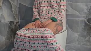 Rush to the toilet with massive diaries