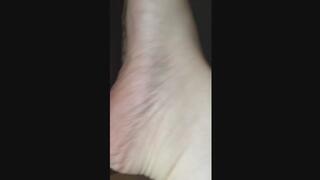 BROWN LEATHER CHAIR RIGHT FOOT