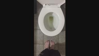 MONEY DRAIN GOLDEN PEE