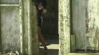 Upper body bund escape attempt in heels and mini skirt