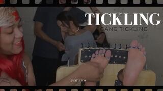 Bondage tickling -Dupla Cruel de Cócegas: A Ruiva Perversa e o homem Cruel.