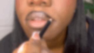 Nude Lips and Black Liner