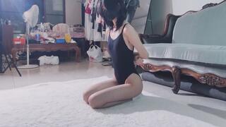 Japanese-style bondage, kneeling punishment, and whipping 02